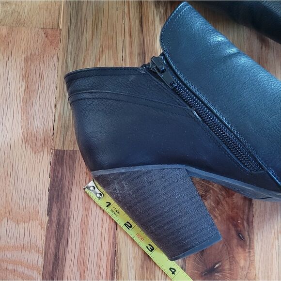 Fergalicious Fergie Panther Black High Heel Booties 8.5 - Picture 5 of 9